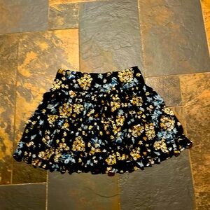 Lauren Ralph Lauren Black Floral Mini Skirt 8p layered